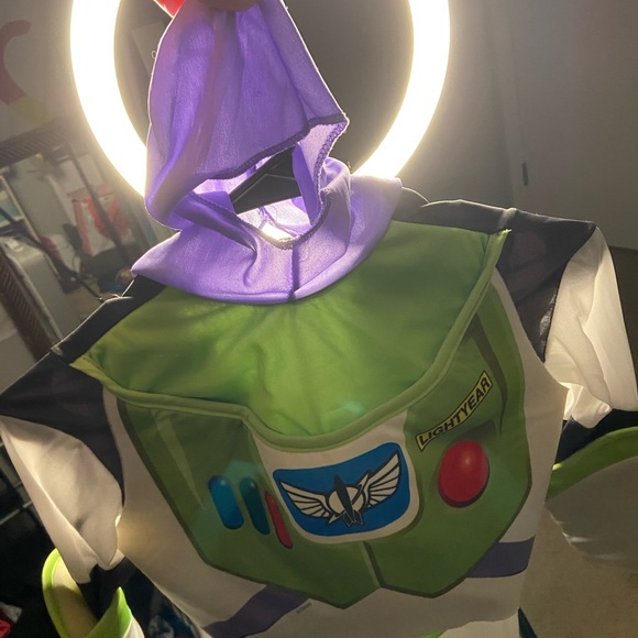 Buzz lightyear costume - Picture 3 of 3